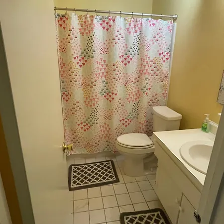 Wayne'S Place-Hot Tub, Pet Friendly. Close To Hpu High Point Exterior photo